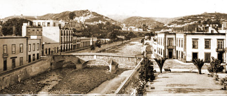 Foto antigua de Guiniguada. Fuente: FEDAC, www.fotosantiguascanarias.org